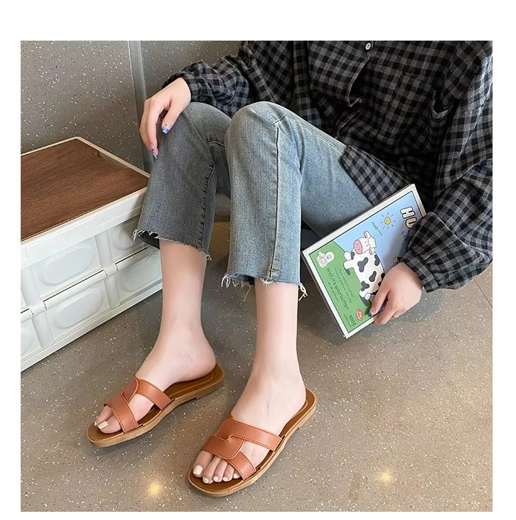 2026 Summer Women's Sandals Cross Band Design Beach Women's